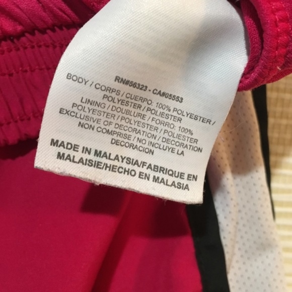 Nike classic fuchsia pink workout shorts - Picture 6 of 8